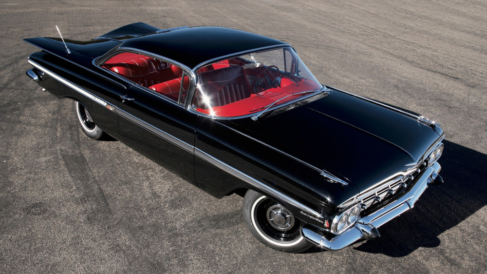 Investing in Classic Cars in 2023